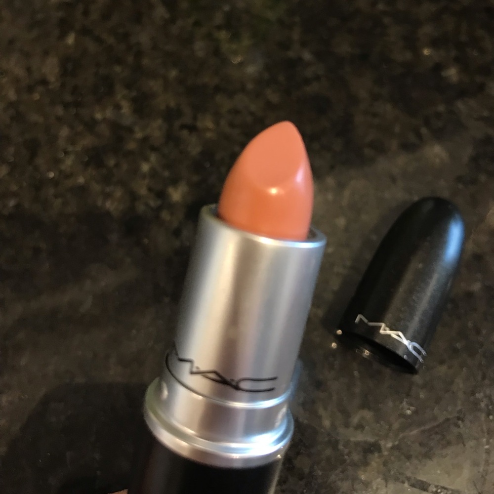 New M.A.C satin lipstick Cherish A67